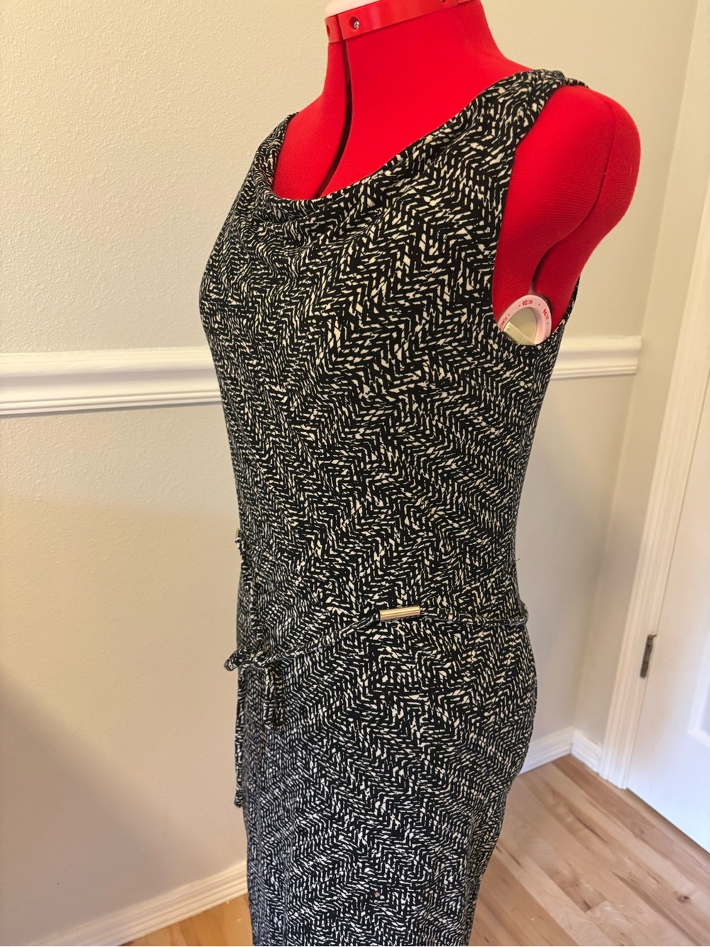 Ann Taylor Black and Cream Midi Dress